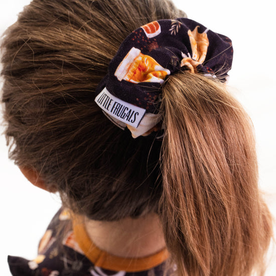 LOVELY BREWS | SCRUNCHIE | READY TO SHIP