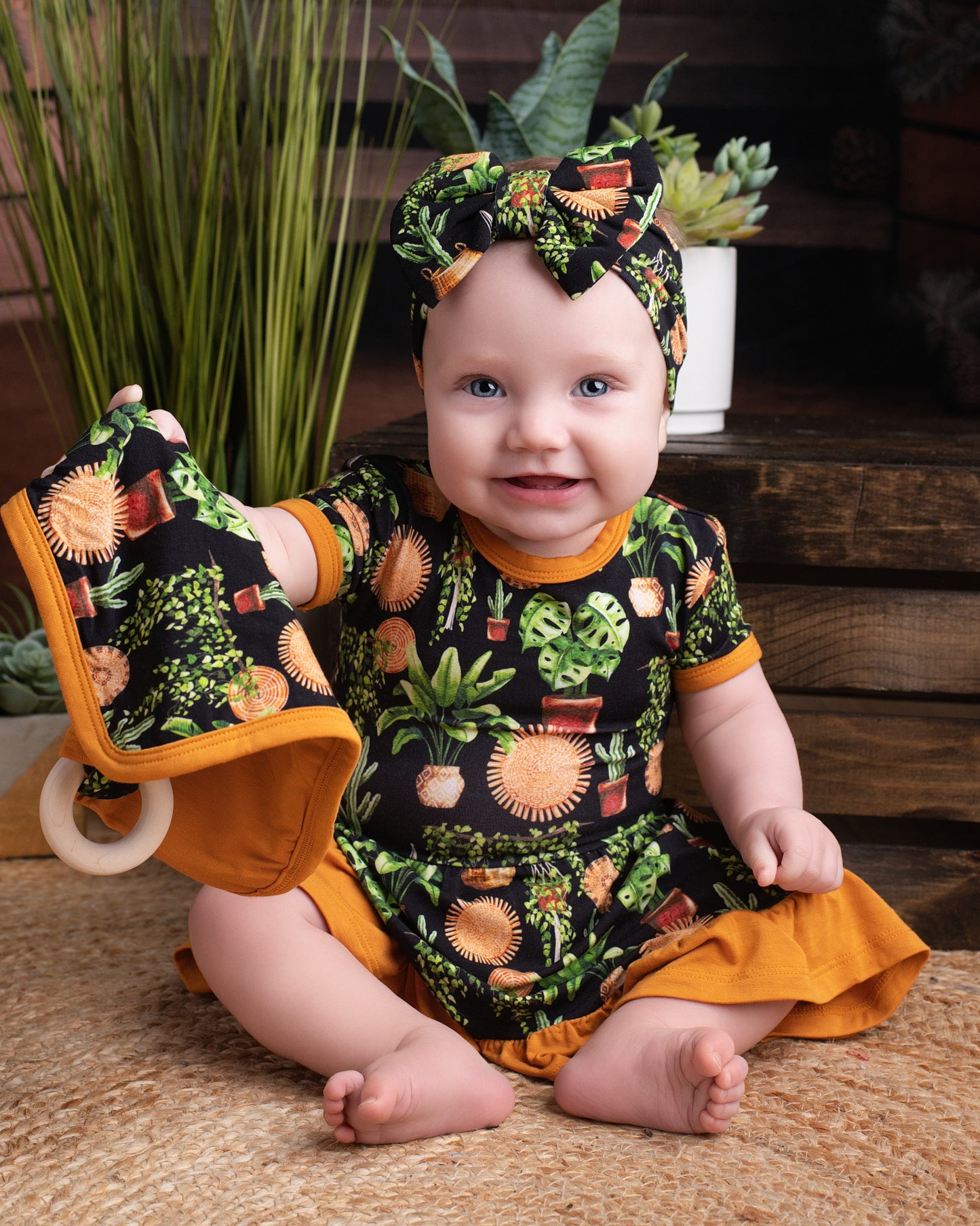 LEAVES + WEAVES | LOVIE WITH WOODEN RING | READY TO SHIP